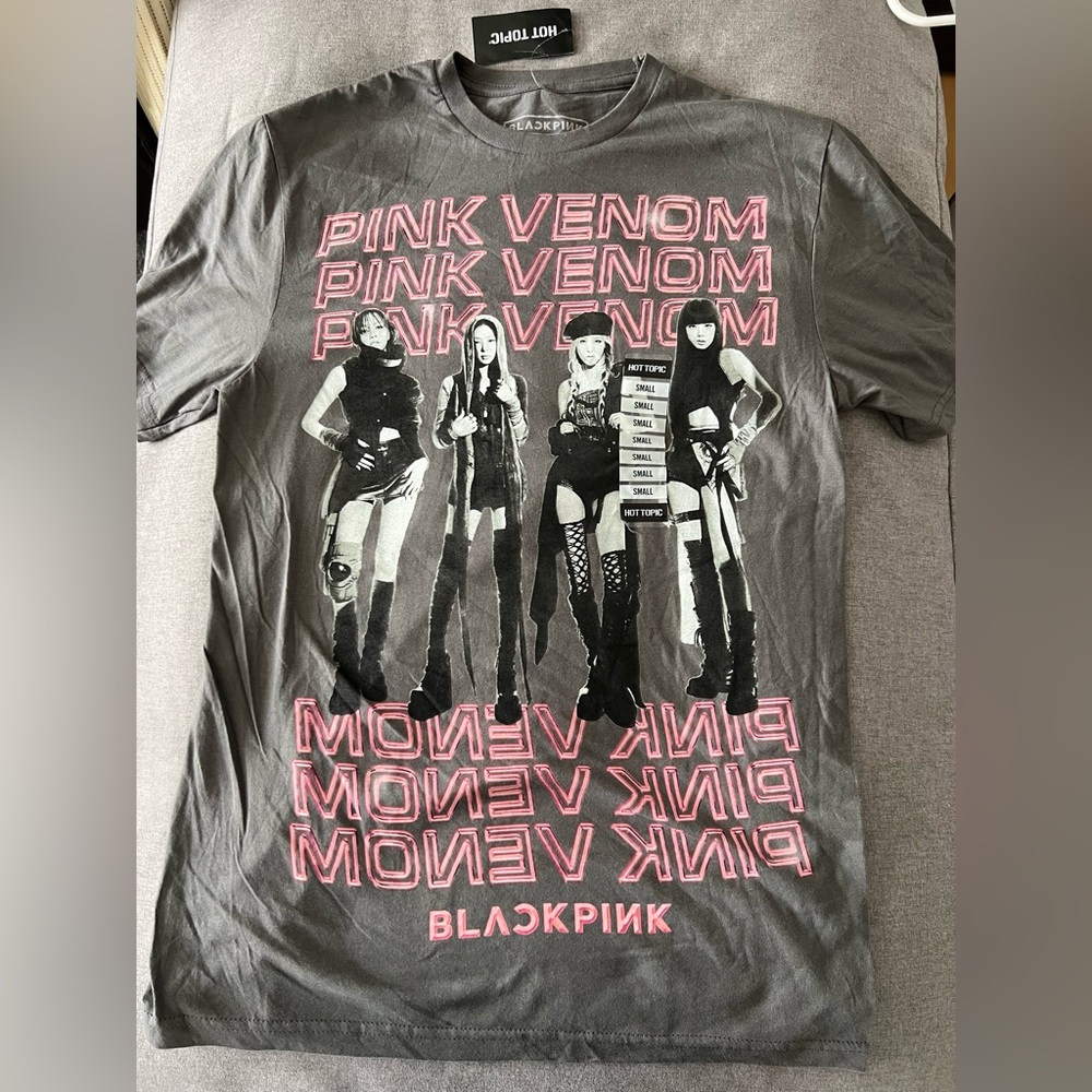 NWT Pink Venom BlackPink Shirt